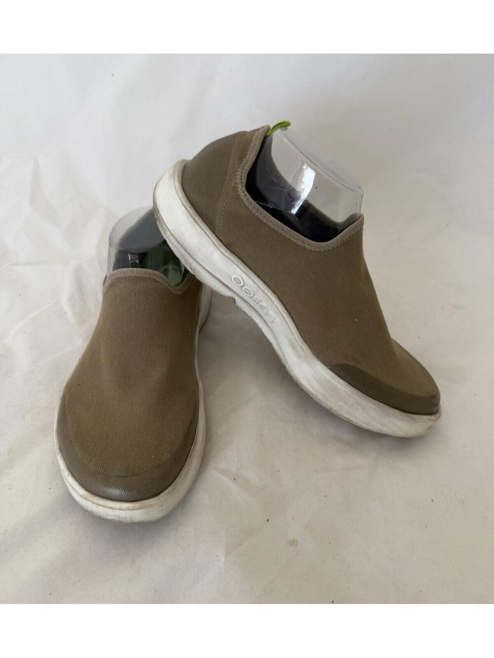 Oofos Canvas OOmg EeZee Low Women's Shoes Size 10 EU 41 Green Recovery Support